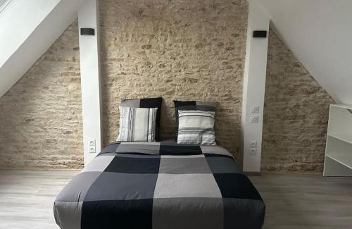Cesny-Bois-Halbout House | Family-Friendly Retreat at La Verdière - Rated 9/10