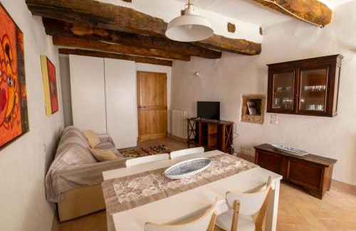 Torre del Colle Apartment | Family-Friendly La Vernaccia in Historic Bevagna - Rated 9.2