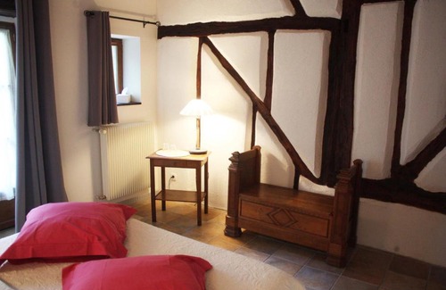 Saint-Loup-Geanges House | Discover La Vernelle De Saint Loup: 9/10 Rated Stay