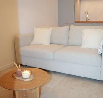 Avignon Apartment | La verrière