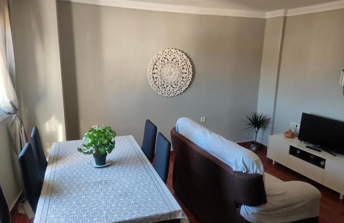 Melilla House | Pet-Friendly Getaway at La Viña 3 with Ocean Views