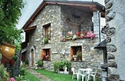 Chia Cottage | Beachfront La Viña House: Perfect for 6 with Spa Access