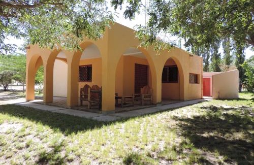 Rodeo Resort | Discover La Vicuñita Hotel & Cabañas with Pool and Hot Tub