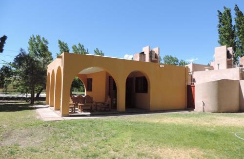 Rodeo Resort | Discover La Vicuñita Hotel & Cabañas with Pool and Hot Tub
