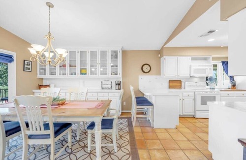 Granite Shoals House | Experience La Vida Lago: Waterfront Retreat with Pool & Views