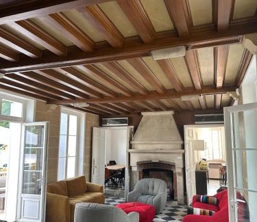 Chatillon-Coligny Villa | La Vie de Château !