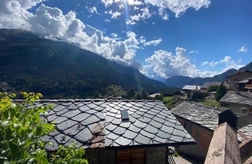 Lignod Apartment | La Vie en Rose - Lignod