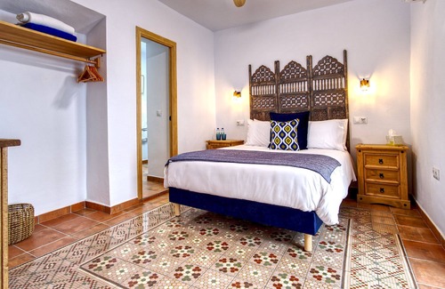 Canillas de Aceituno Bed & Breakfast | Unforgettable Stay at La Vieja Botica with Spa & Breakfast