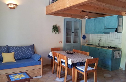 Pucara Apartment | Discover La Vigna: Loft with Outdoor Hot Tub & Lemon Gardens