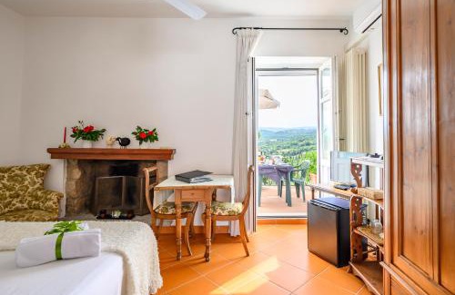 Aggius House | Experience La Vignaredda: Oceanfront Bliss & 10/10 Reviews