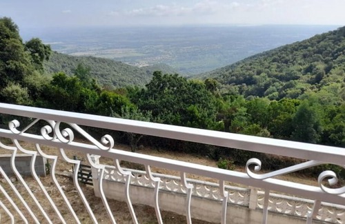 Serra-di-Fiumorbo Villa | Discover La Villa Bella Vista: Ocean View Retreat
