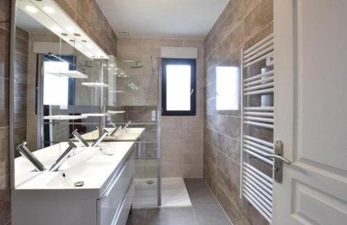 Grentheville Villa | La Villa Caennaise II
