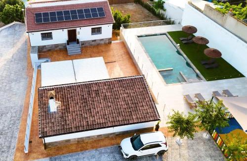 Montefrio House | Idyllic La Villa de Alba - Casa Rural with Pool & Ocean View