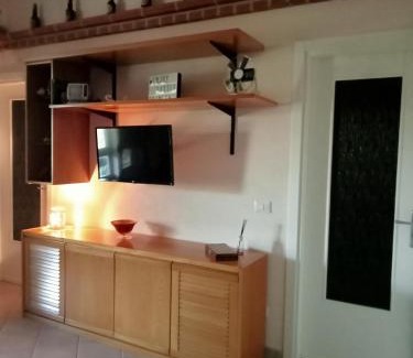 Pisticci House | Inviting La Villa di Campagna: Family-Friendly Retreat