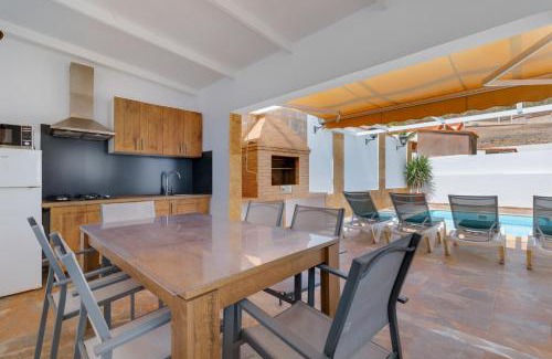 Tarajalejo Villa | La Villa