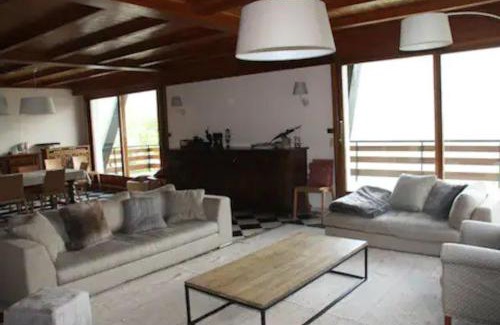 Saint-Gervais-les-Bains Ski Chalet | Discover La Villa des Tacounets: Family-Friendly Retreat