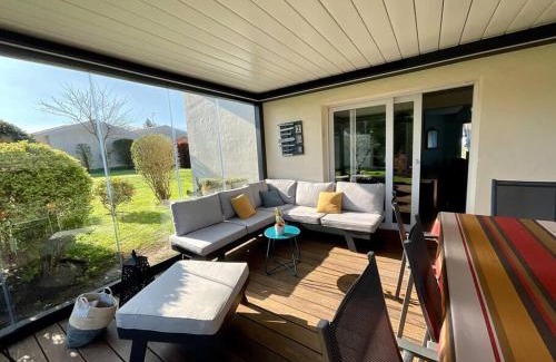 Saint-Vincent-de-Tyrosse Villa | Discover La Villa Louca: Pet & Child Friendly Retreat