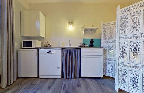 Villeneuve-les-Avignon Hotel | La Villa Dupont D'avignon