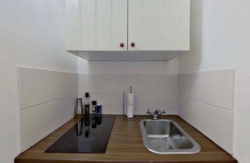 Villeneuve-les-Avignon Hotel | La Villa Dupont D'avignon
