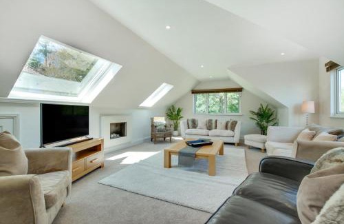 Ovingdean House | Experience Tranquility at La Villa with Private Pool Access