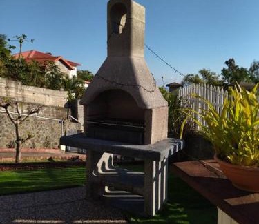 La Grande Montee Apartment | Discover Family-Friendly Comfort at La Villa Les Bambous