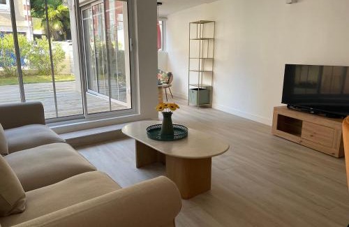 Arcachon House | Relaxing Retreat at La Villa Mandarine in Arcachon