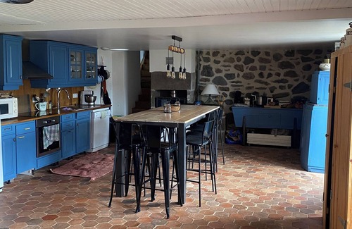 Brommat House | Experience La Villa Marie Marguerite with Lake Views