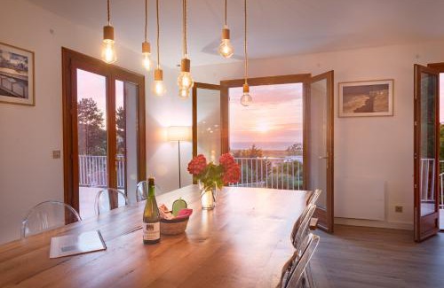 Criel-sur-Mer Villa | Oceanfront Bliss at La Villa Maxine with Spa & Hot Tub