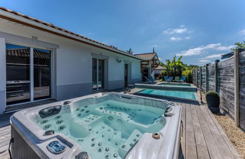 Gujan-Mestras House | Indulge at La Villa Sirelis with Pool and Spa Amenities
