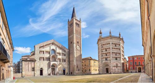 Parma City Centre Apartment | Family-Friendly Stay at La Violetta di Parma, Guest Rated 8/10