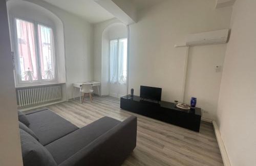 Parma City Centre Apartment | Family-Friendly Stay at La Violetta di Parma, Guest Rated 8/10