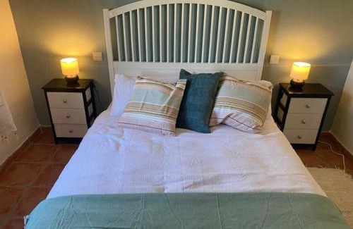 Freila Apartment | Scenic Lakeview Apartment - La Vista Del Lago Experience