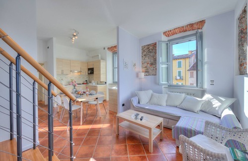 Arona Apartment | Experience La Voce Del Lago: Lake View Retreat in Arona