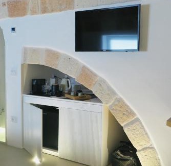 Polignano a Mare Bed & Breakfast | Discover La Volpe e l'Uva: A Hidden Gem Awaits You