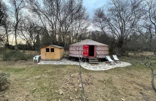 San Lorenzo de El Escorial Cabin | Pet-Friendly Retreat at La Yurta de Gaia - Rated 7.8/10