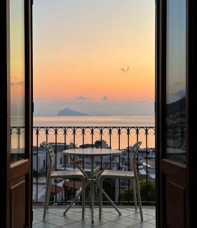 Canneto Hotel | Pet-Friendly La Zagara Hotel with Ocean Views & Hot Tub