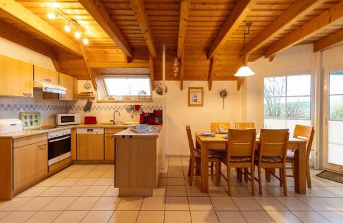 Wremen House | Oceanfront Family Retreat: LA19 - Strandvogt 3 Komfort
