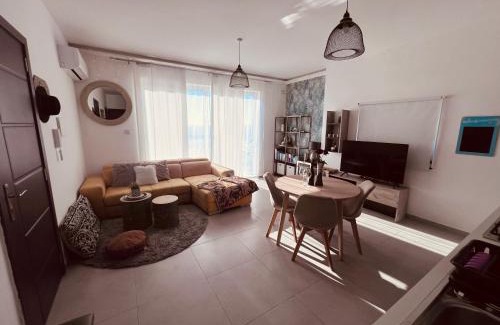 San Gwann Apartment | Indulge in LA88 SweetHome Penthouse with Hot Tub & Ocean View