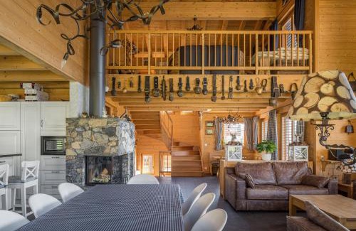 Bettmeralp House | Discover Laackerhof: Family & Pet-Friendly 4-Star Retreat