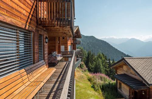 Bettmeralp House | Discover Laackerhof: Family & Pet-Friendly 4-Star Retreat