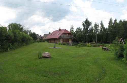 Cesis House | Pet-Friendly Laba Oma: 4-Star Comfort with Hot Tub & Kitchen
