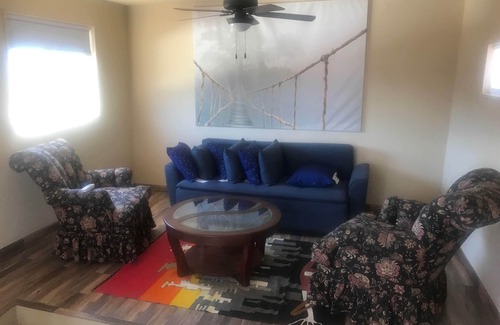 San Antonio de las Minas House | Pet-Friendly Retreat at Labios Tintos Bungalow, Valle de Guadalupe