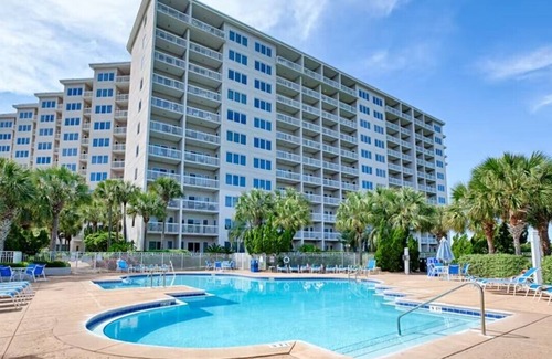 Four Mile Village Condo | Inviting Tops'l Summit Studio with Ocean Views & Resort Pool