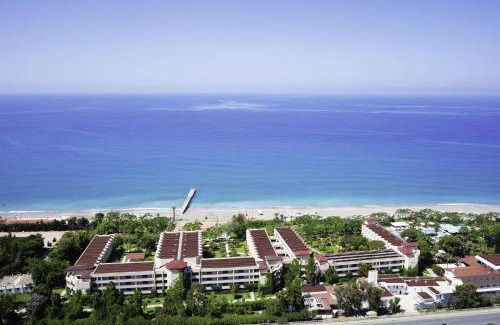 Alanya Resort | Discover Labranda Alantur: Oceanfront Bliss Awaits