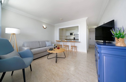 Puerto del Carmen Apartment | Ocean View Retreat at LABRANDA Los Cocoteros, Rated 8.2/10