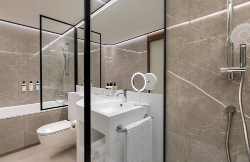 Sant Marti Hotel | Discover Labtwentytwo Barcelona: A 4-Star Eco-Friendly Retreat