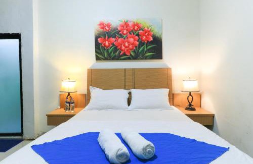 Panakkukang House | Cozy Labuana Homestay & Cafe Garden: Family-Friendly Retreat