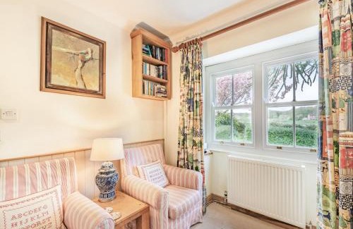 Cresswell Quay House | Discover Laburnham Cottage: Family & Pet-Friendly Retreat