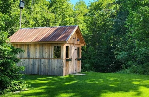 Lac-Brome House | Charming Lac Brome Suite with Lakeview and Premium Amenities