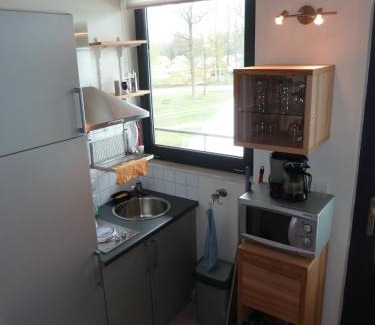 Froidchapelle Apartment | Relax at Lac de l'Eau d'Heure: Family-Friendly Retreat
